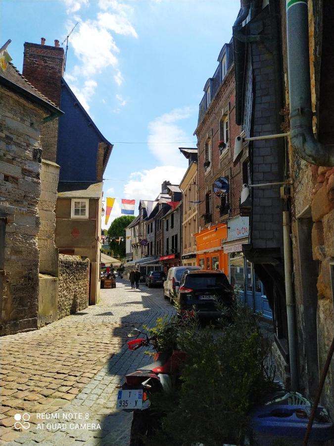 Bel appartement à Honfleur Exterior foto