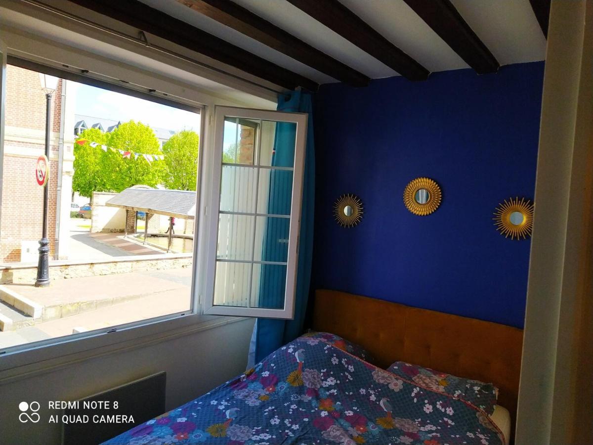 Bel appartement à Honfleur Exterior foto